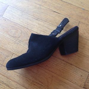 Aerosoles vitamin black suede mules